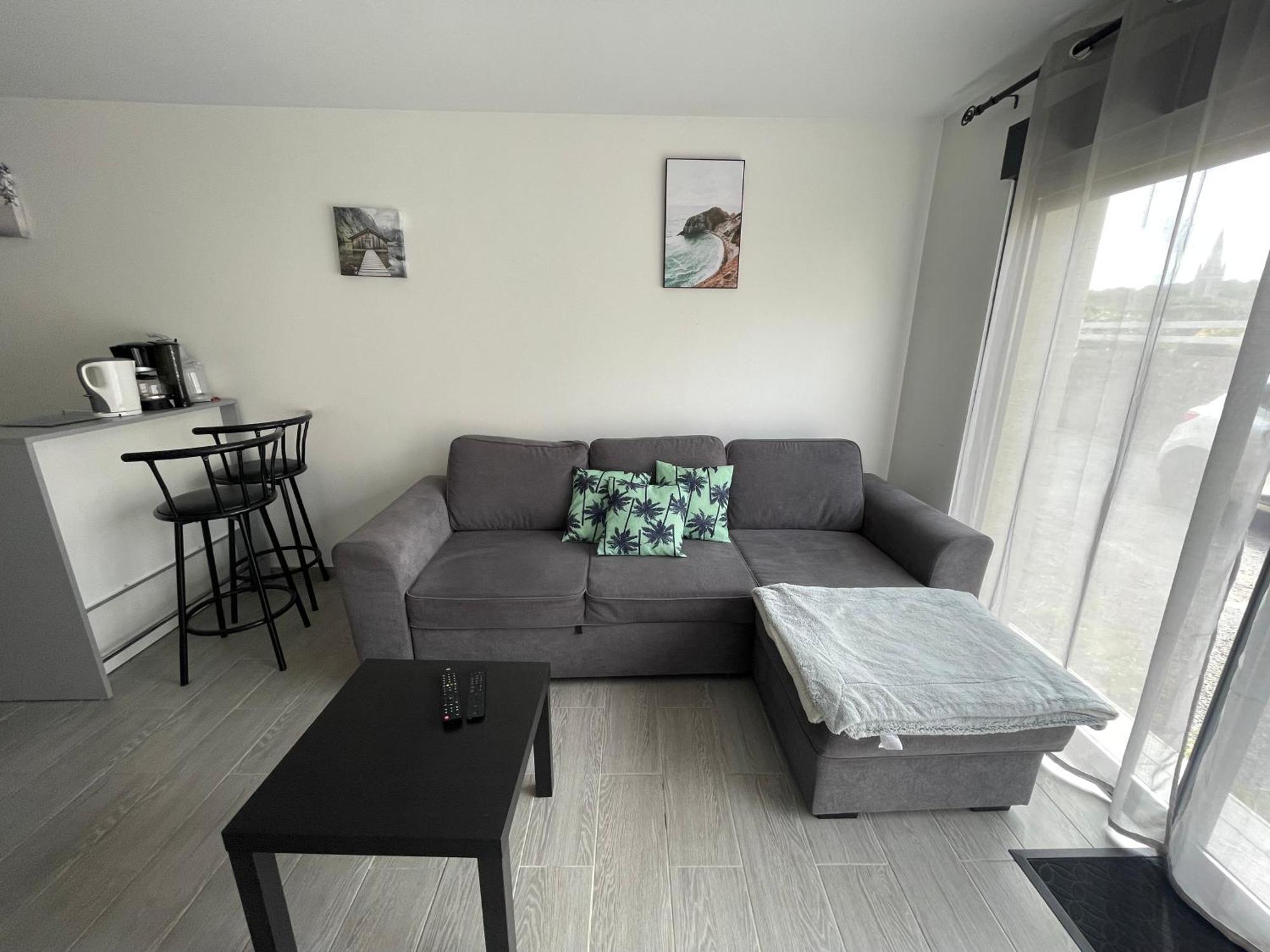 La Brise Marine Maison Renovee Cour Fermee Et Terrasse 800 M Plage Omaha Beach Avec Table De Ping Pong Proche Port En Bessin 滨海维耶维尔 外观 照片
